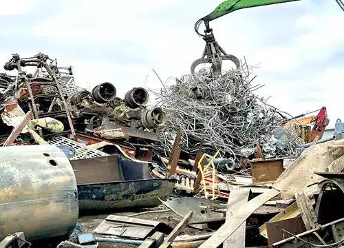 Demolition Scrap Salvaging 2 Demolition Scrap Salvaging